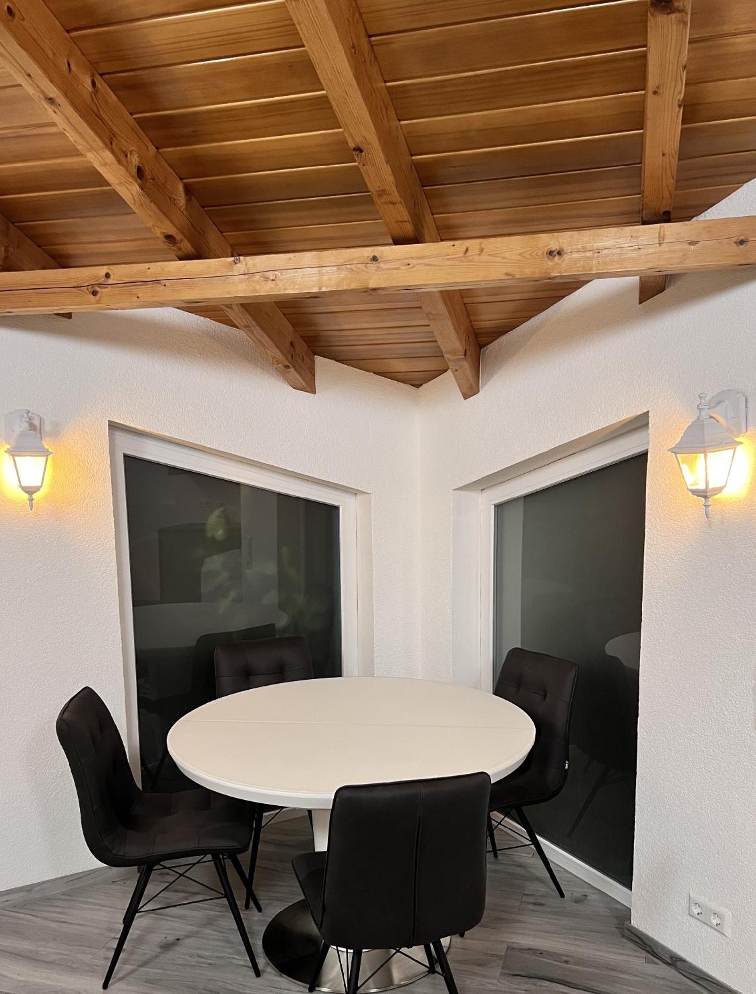 Ferienwohnung Bodenseesuite In Friedrichshafen Room photo